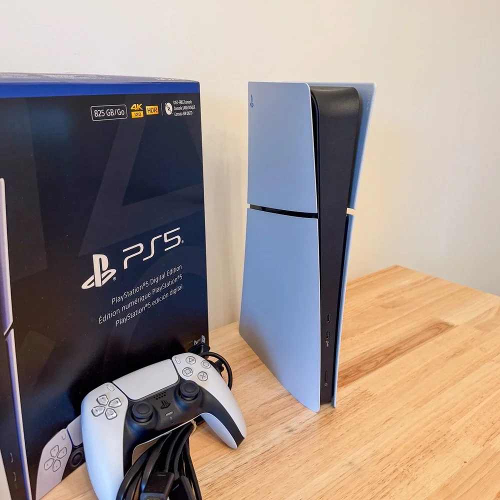 Sony PS5 Slim Digital Edition Console 825GB in Box & White Controller | Tested